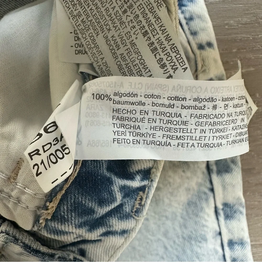Zara Ripped Mom Fit Jeans - Picture 9 of 9